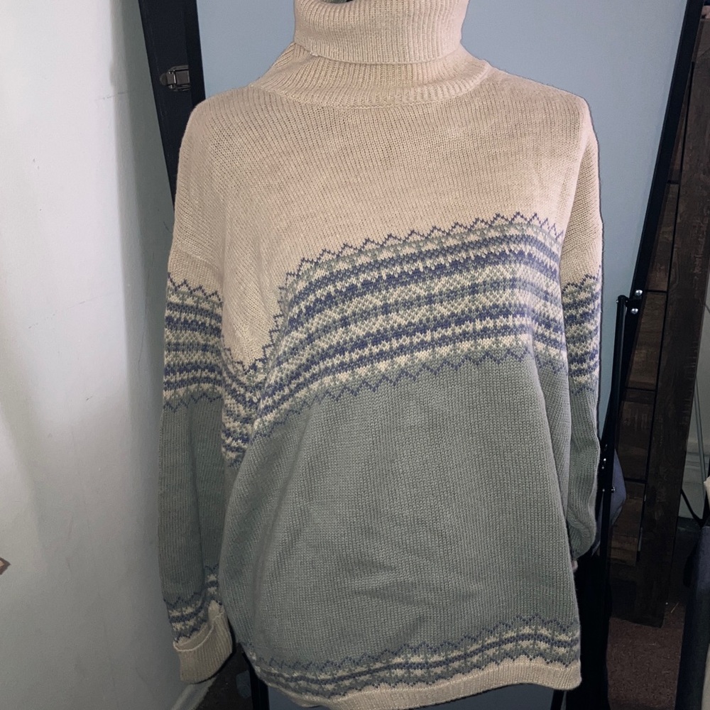 Dress Barn Beige and Gray Turtleneck Sweater